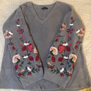American Eagle Embroidered Sweater XL